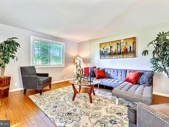 5th image of 19102 Stedwick Dr