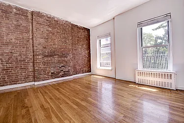 Rented by Urbane Brokerage