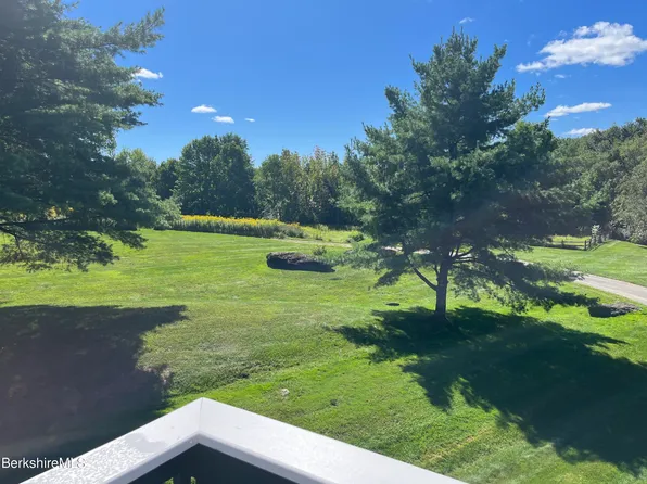 8 Rolling Hls #8-12, Lenox, MA 01240