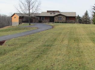 1830 Upper Valley Dr, West Jefferson, OH 43162
