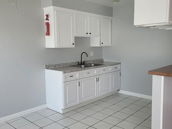 5th image of 2527 Nebraska Ave #C