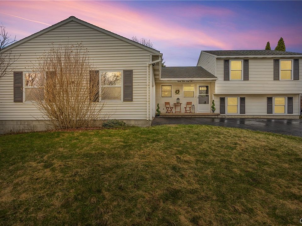 8346 Sextant Dr, Baldwinsville, NY 13027 | Zillow 8346 Sextant Dr, Baldwinsville, NY 13027 | Zillow