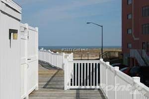 BEACHWALK 22- Boardwalk to Beach