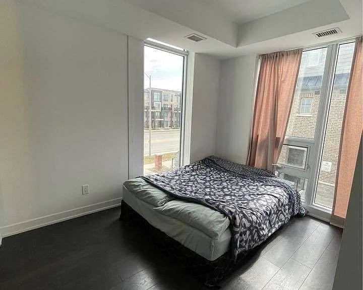 180 Veterans Dr #209 — Photo 22