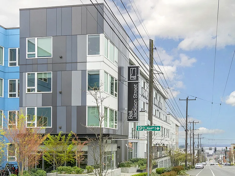 Bell Jackson Street — Photo 20