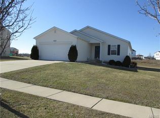 331 Crooked Creek View Ln, Moscow Mills, MO 63362