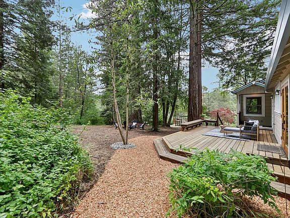 4th image of 3750 Acreage Lane
