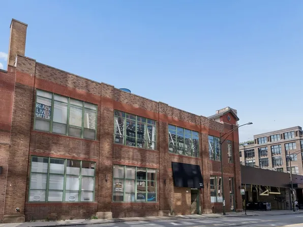 22 N Morgan St APT 204, Chicago, IL 60607