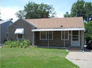 935 N Terrace Dr, Wichita, KS 67208