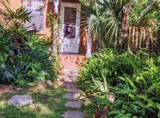 391 Main St, Atlantic Beach, FL 32233