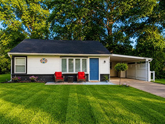 2nd image of 340 Forrest Dr