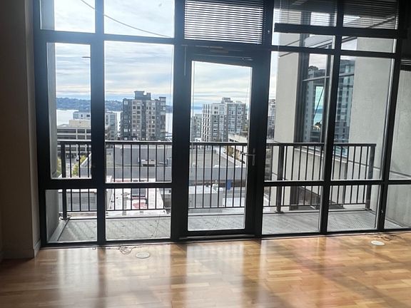 2nd image of 2720 3rd Ave APT 913