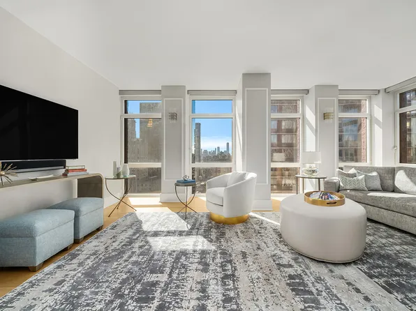 11 East 29th Street image 2 of 9