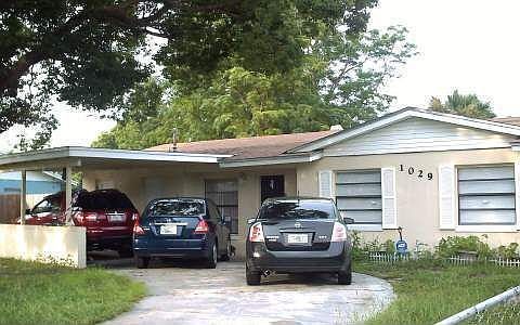 1st image of 1029 N Libby Ct