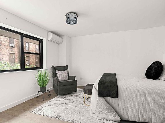 5th image of 225 E 86th St APT 204