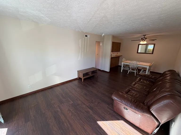 320 Brown St #709 — Photo 2