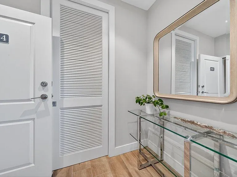 41 SW Seminole St #304 — Photo 8