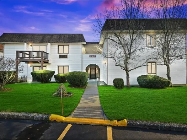 23 Village Park Drive #1B, Fishkill, NY 12524