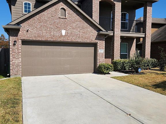2nd image of 4623 Crescent Lake Cir
