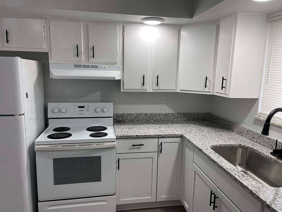 1st image of 2580 Stanley Ct