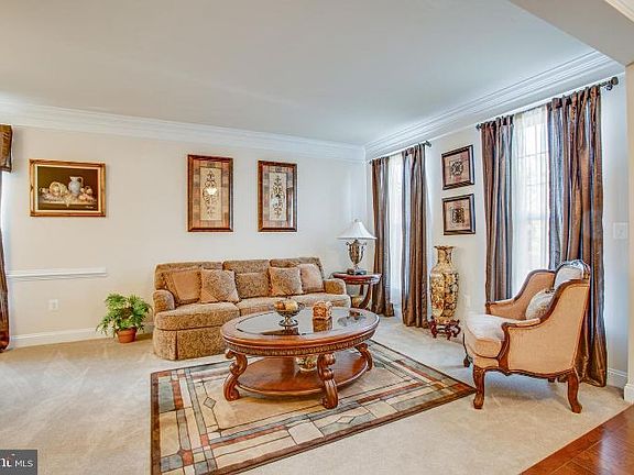 5th image of 1106 Wright Ct