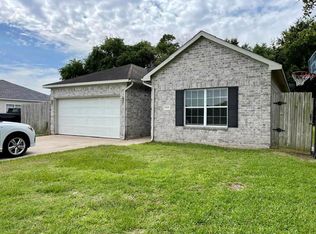 9838 Fuqua St, Houston, TX 77075