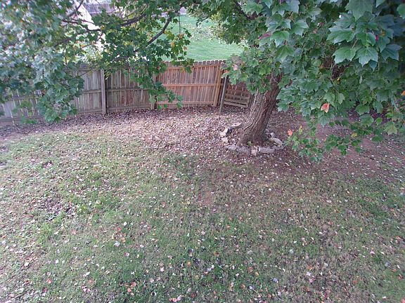 4th image of 3702 Meadow Green Dr