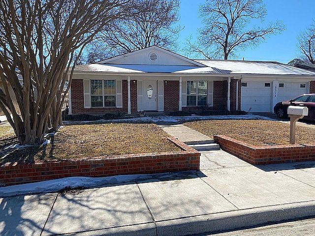 1st image of 2314 Miriam Ln