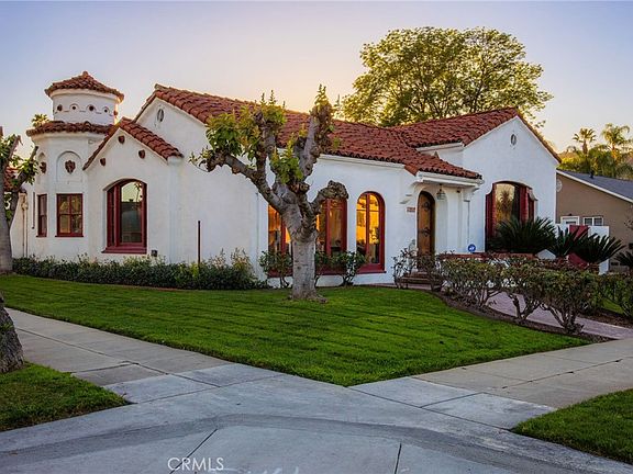 2nd image of 4202 University Ave