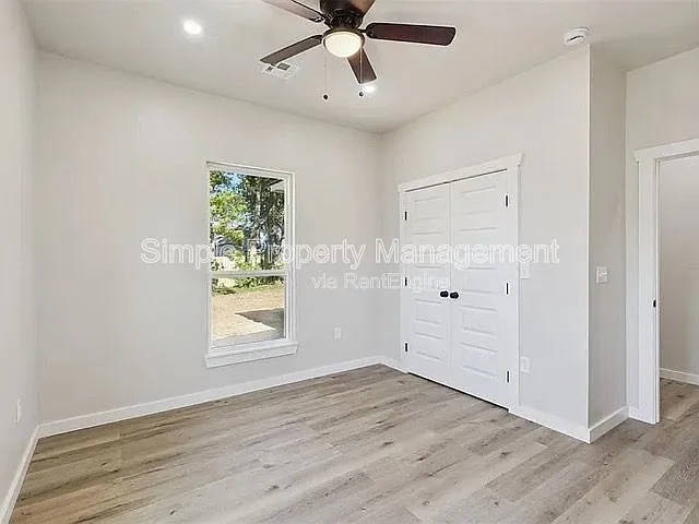 1951 NW 11th St — Photo 22