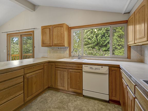 4th image of 12624 SE 61st St