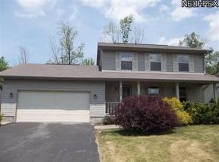 6820 Winter Ridge Ct, Youngstown, OH 44515