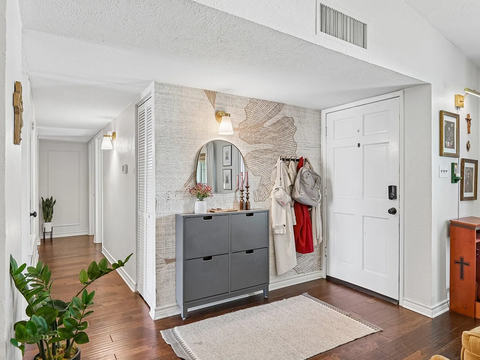 3 bed, 1484 sqft, $2,800 — Photo 4