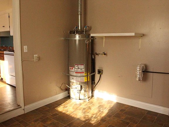 Laundry Room New Water Heater