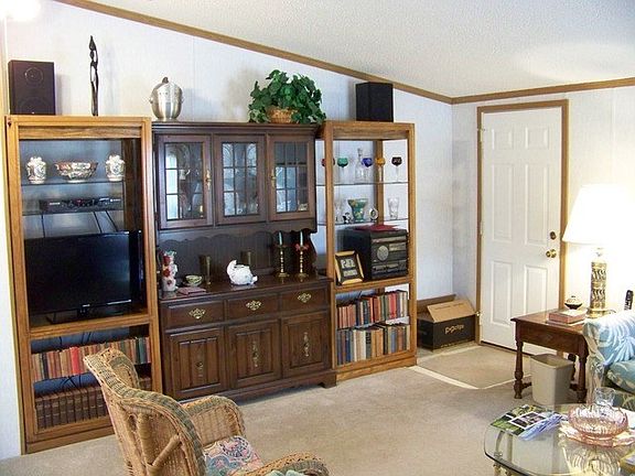 2nd image of 240 Meadowlark Ln #A