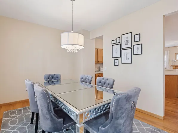 3703 Livingston Ave, Wayzata, MN 55391