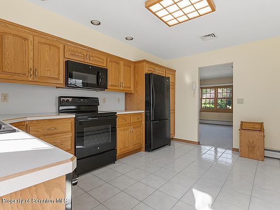 4th image of 1215 Philo St