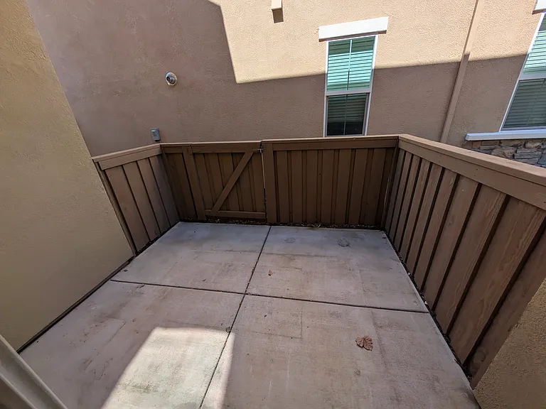 953 Posey St — Photo 17