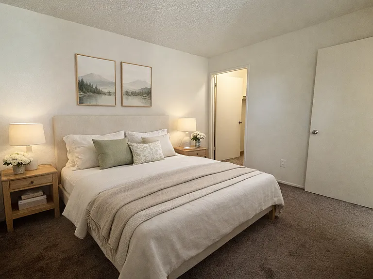 Point Natomas — Photo 16