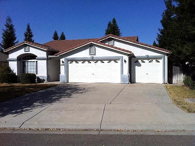 1st image of 2359 Bordona Dr