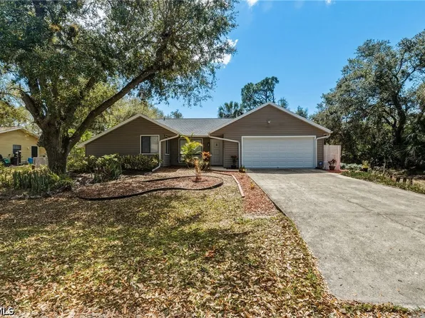 16235 Banyan Ave, Pt Charlotte, FL 33954