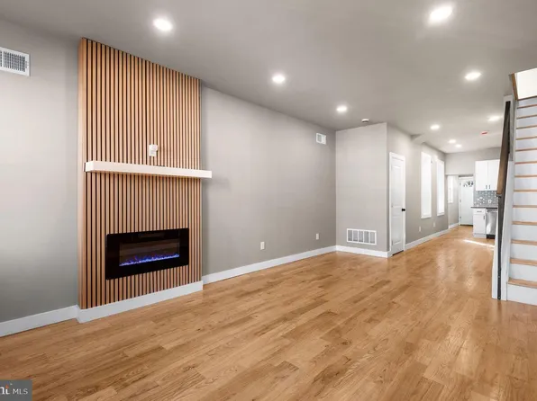 3437 Emerald St, Philadelphia, PA 19134