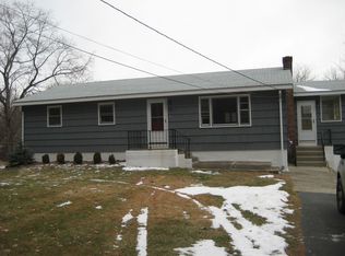 240 Quaker Rd, Pomona, NY 10970