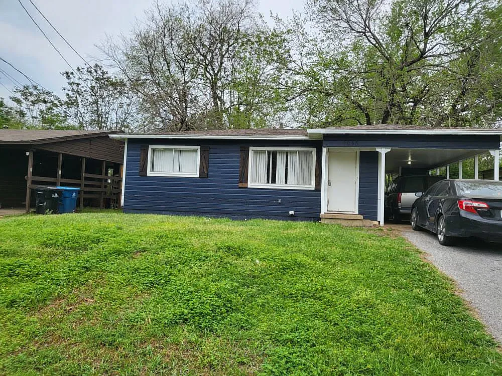 1046 W Star St, Denison, TX 75020 - 1 — Photo 1