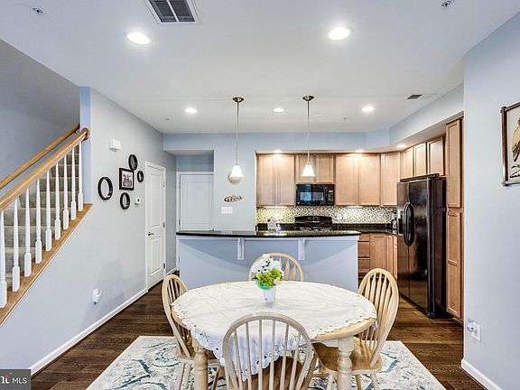 5th image of 7344 Brunson Cir #3G