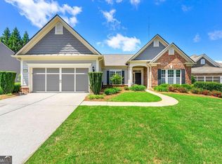 6511 Burnt Creek Dr, Hoschton, GA 30548