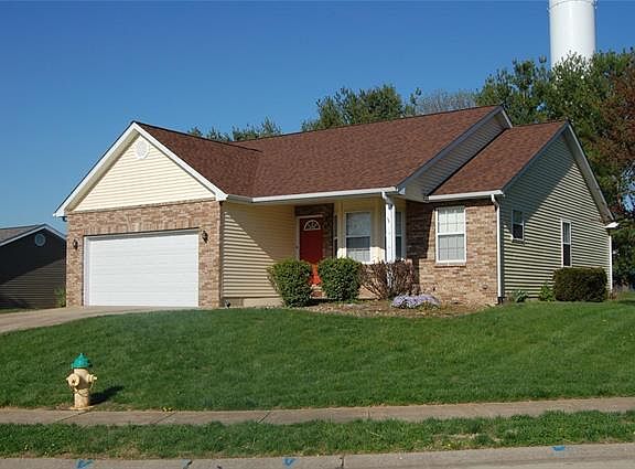 3rd image of 100 Bennington Dr
