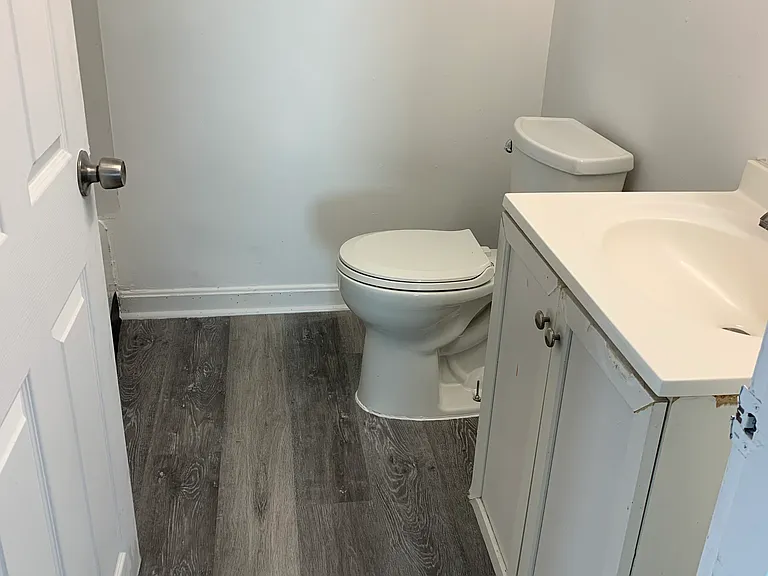 10 Bellevue St #1 — Photo 7