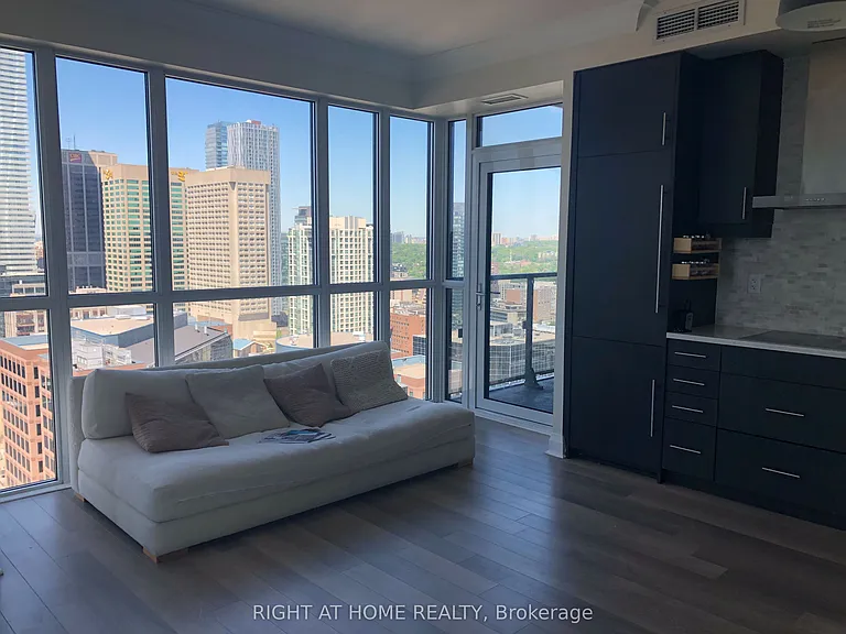 28 Ted Rogers Way #3304 — Photo 6