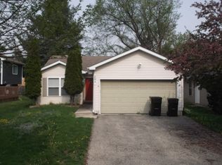 293 Corrine Ave, Crystal Lake, IL 60014